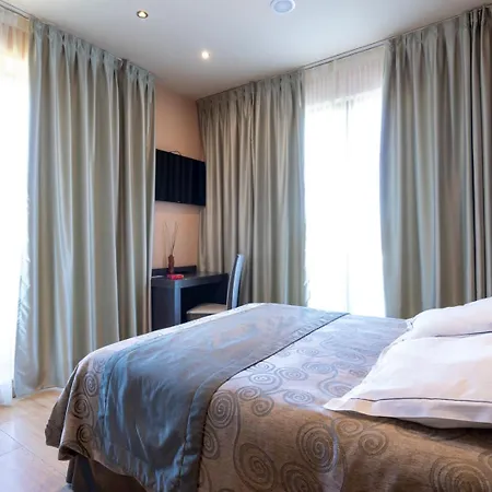 Felisa Hotel Queveda