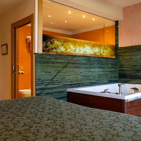 Felisa Hotel 4*