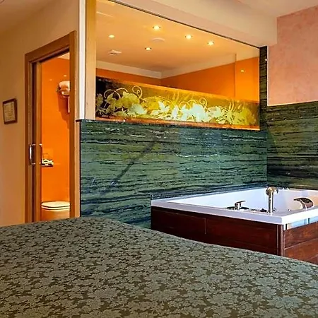 Felisa Hotel Queveda