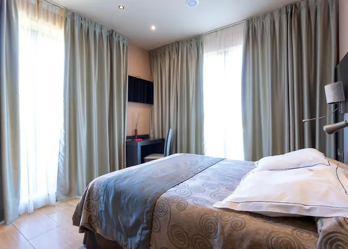 Felisa Hotel Queveda